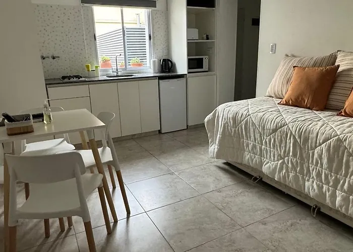 Esquel Home